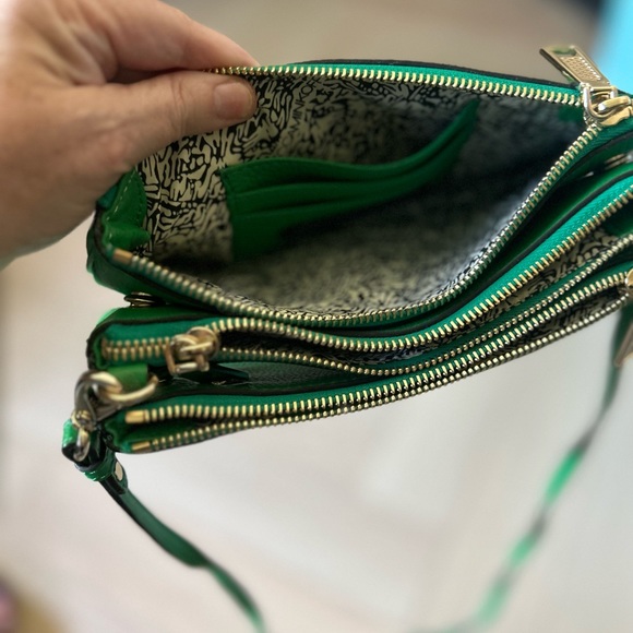 Rebecca Minkoff Crossbody Bag in Emerald Green - only used once - Picture 5 of 5